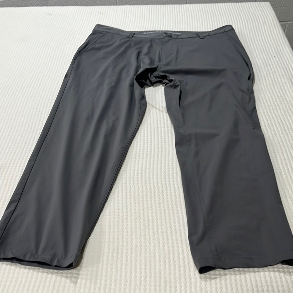 RHONE men’s pants‎ Chinos Versatile and Comfortable sz 38/28 iron gray